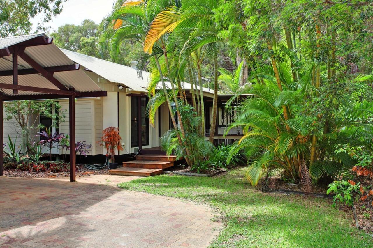 6 Orania Court Rainbow Shores Rainbow Beach Exterior photo